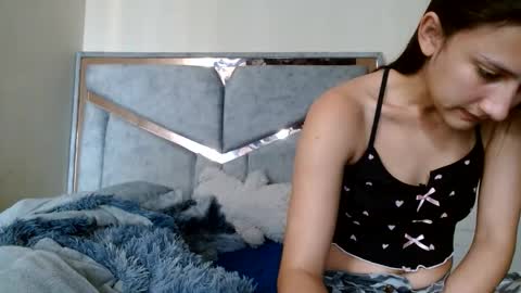 Snapshot of alexvsluisa chatting on 06.07.26 alex y luisa online show from 06.07.26