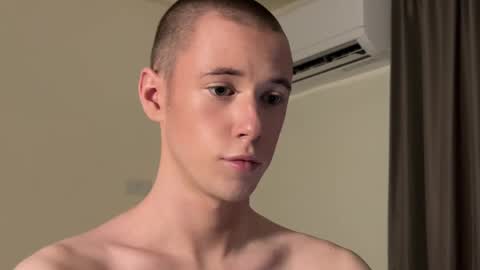 Snapshot of alexwos chatting on 12.27.24 Alex online show from 12.27.24