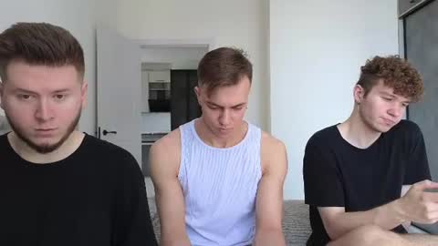 Snapshot of alexxx_d chatting on 06.17.26 AlexDimaIgor online show from 06.17.26