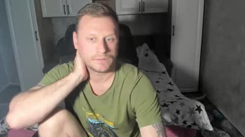 Snapshot of alexyno2020 chatting on 11.23.25 alexyno2022 ONLYFANS online show from 11.23.25