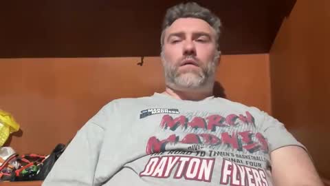 Snapshot of alfali chatting on 04.28.26 alfali online show from 04.28.26