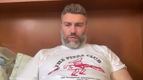 Snapshot of alfali chatting on 05.19.26 alfali online show from 05.19.26