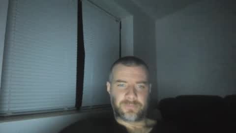 Snapshot of alfiesolomons87 chatting on 02.12.26 alfiesolomons87 online show from 02.12.26