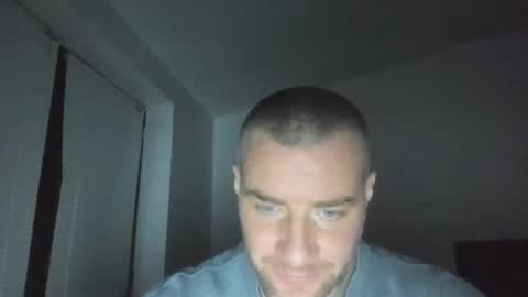 Snapshot of alfiesolomons87 chatting on 02.21.26 alfiesolomons87 online show from 02.21.26