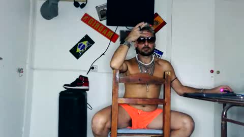 alfredopantuso online show from 04.12.26