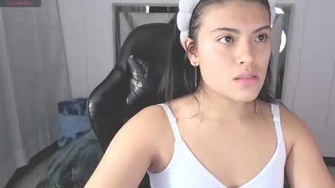 Carolina Join The Fan Club  online show from 03.17.26