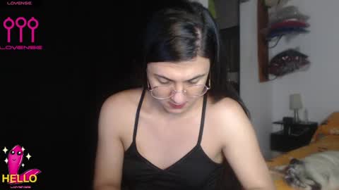Snapshot of alguien_mas01 chatting on 07.01.26 cami online show from 07.01.26