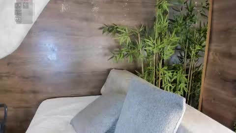 Snapshot of ali_miko_ chatting on 01.08.26 Ali online show from 01.08.26