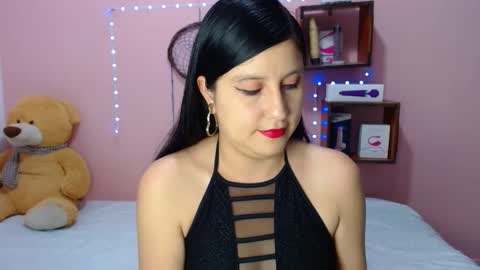 Snapshot of ali_squirt chatting on 03.12.25 alixia online show from 03.12.25