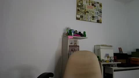 Snapshot of alia_lombardi chatting on 05.28.26 Alia Anjali online show from 05.28.26