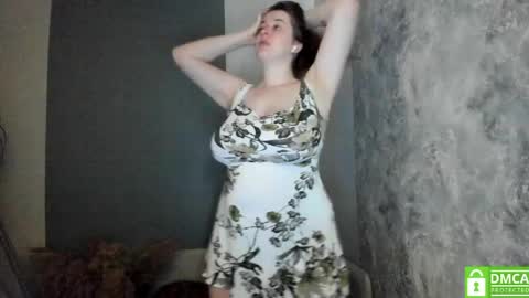 Snapshot of aliaa_ chatting on 06.05.26 aliaa_ online show from 06.05.26