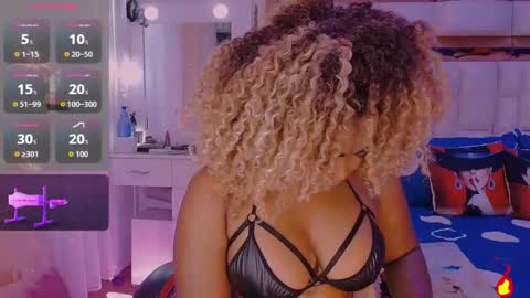 Snapshot of aliana_ross chatting on 02.10.26 aliana_ross online show from 02.10.26