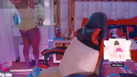 Snapshot of aliana_ross chatting on 02.25.26 aliana_ross online show from 02.25.26