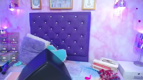 AlicceBlack8 online show from 01.04.25