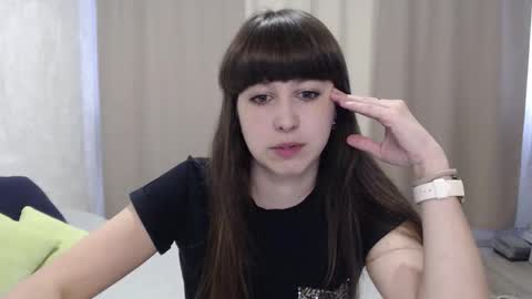 Snapshot of alice_59 chatting on 09.18.25 alice_59 online show from 09.18.25