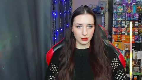 Snapshot of alice_bailey chatting on 02.22.25 Alice online show from 02.22.25