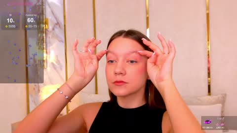 Snapshot of alice_charmy chatting on 01.23.25 Alice in Wonderland online show from 01.23.25