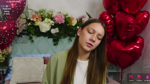 Snapshot of alice_charmy chatting on 02.14.26 Alice in Wonderland online show from 02.14.26