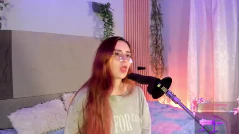 Snapshot of alice_cute77 chatting on 03.19.26 Mey online show from 03.19.26