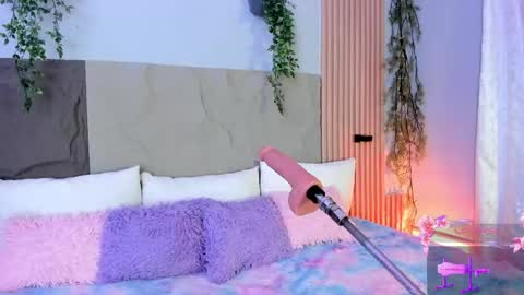 Snapshot of alice_cute77 chatting on 04.15.26 Mey online show from 04.15.26