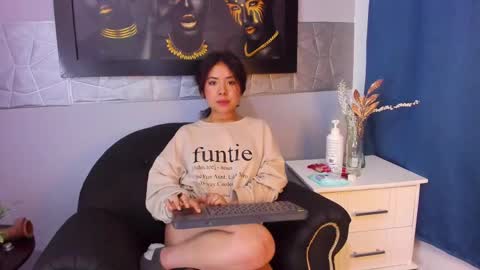  Alice Evans online show from 01.02.25