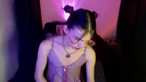 Snapshot of alice_m00nn chatting on 12.10.24 alice_m00nn online show from 12.10.24