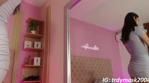 Snapshot of alice_sofia chatting on 06.11.26 Sofia online show from 06.11.26