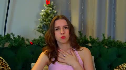 Snapshot of aliceatkin chatting on 01.09.26 Alice online show from 01.09.26