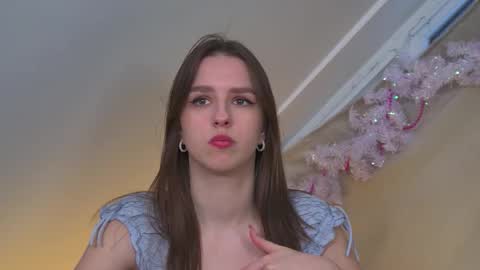 Snapshot of aliceatkin chatting on 01.15.26 Alice online show from 01.15.26