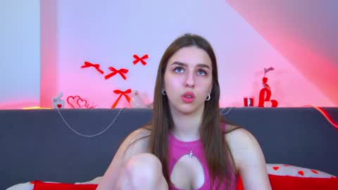 Snapshot of aliceatkin chatting on 06.11.26 Alice online show from 06.11.26