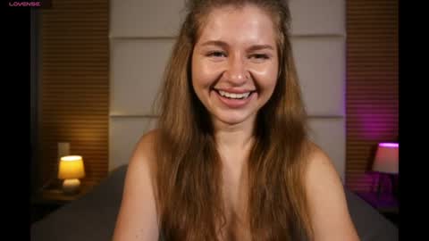 Snapshot of alicebellamy chatting on 07.23.26 Alice online show from 07.23.26
