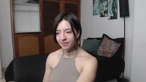 alicee_logan_ online show from 10.27.25