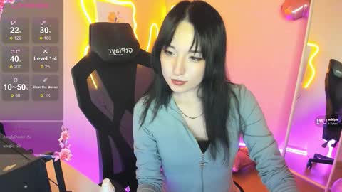 Snapshot of aliceeinwonderlanddd chatting on 02.01.26 Alice online show from 02.01.26