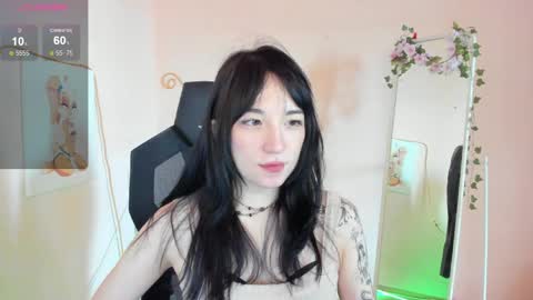 Snapshot of aliceeinwonderlanddd chatting on 05.26.26 Alice online show from 05.26.26