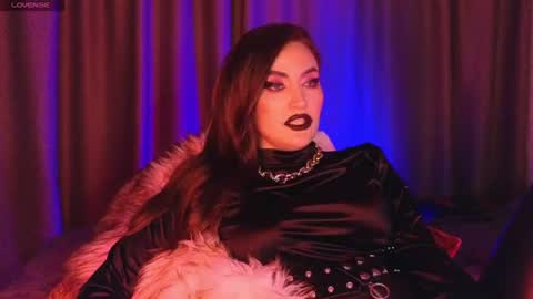 Snapshot of alicejameson chatting on 06.16.26 alicejameson online show from 06.16.26