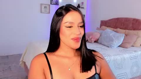 Snapshot of alicekiing_ chatting on 06.17.26 ALICEKIING online show from 06.17.26