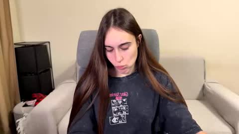 Snapshot of alicekollt chatting on 02.14.26 alicekollt online show from 02.14.26