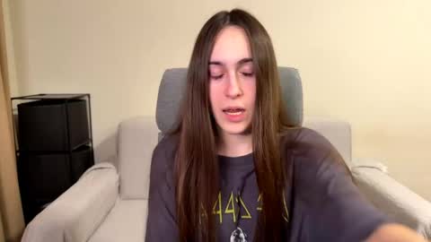 alicekollt online show from 04.08.26