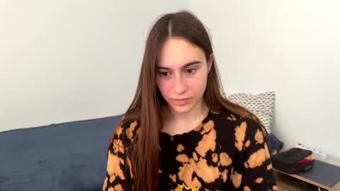 Snapshot of alicekollt chatting on 04.18.26 alicekollt online show from 04.18.26
