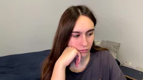 Snapshot of alicekollt chatting on 04.23.26 alicekollt online show from 04.23.26