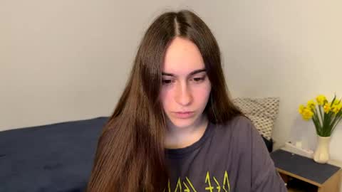Snapshot of alicekollt chatting on 04.26.26 alicekollt online show from 04.26.26