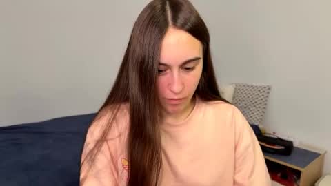 Snapshot of alicekollt chatting on 05.24.26 alicekollt online show from 05.24.26