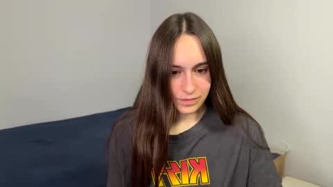 Snapshot of alicekollt chatting on 05.27.26 alicekollt online show from 05.27.26