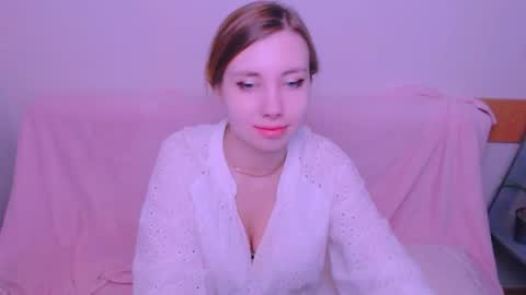 Snapshot of alicemias_ chatting on 06.01.26 Alice online show from 06.01.26