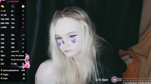 Snapshot of alicenya chatting on 12.11.24 Alice online show from 12.11.24