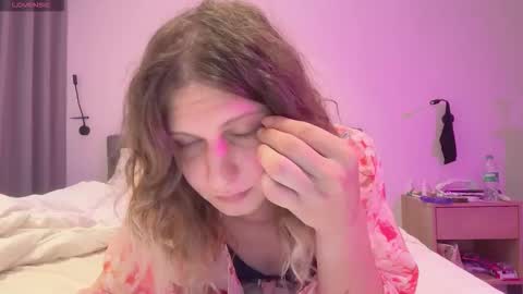 AlicePinkhead online show from 12.05.25