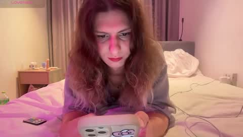 Snapshot of alicepinkhead chatting on 05.14.26 AlicePinkhead online show from 05.14.26