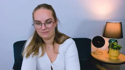 alicesensitive online show from 11.18.25