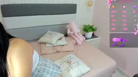          online show from 03.04.25