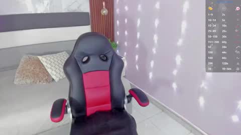          online show from 11.18.25